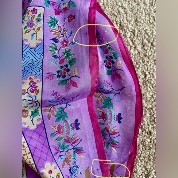 Oscar de la Renta Square Silk Scarf Abstract and Floral Print Purple Pink - Picture 7 of 7